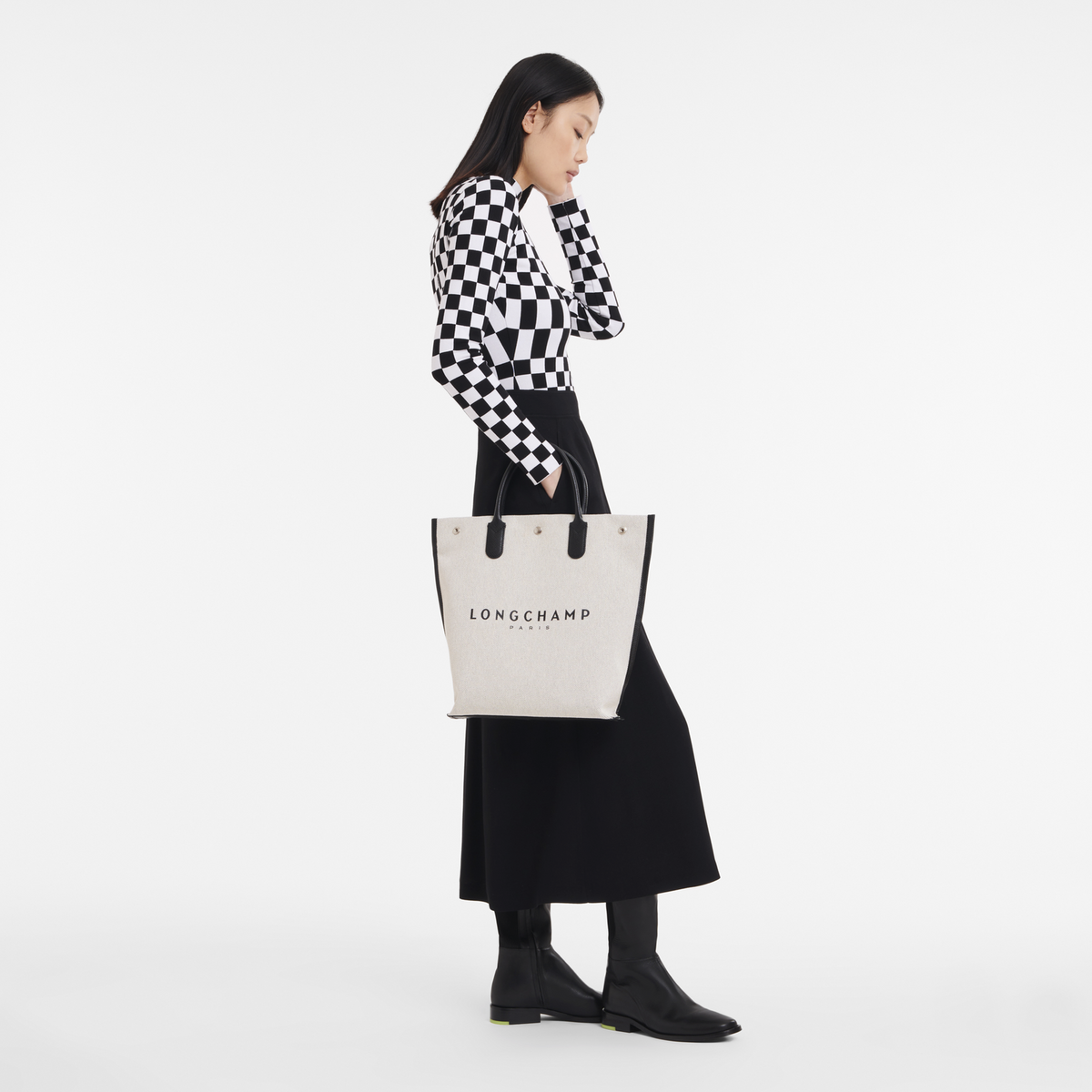 Essential M Tote bag Ecru