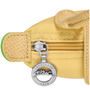Le Pliage Green Pouch with handle Wheat