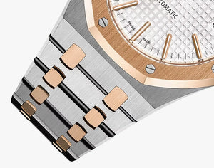 Audemars Piguet (Royal Oak) Watch For Men 15400SR.OO.1220SR.01