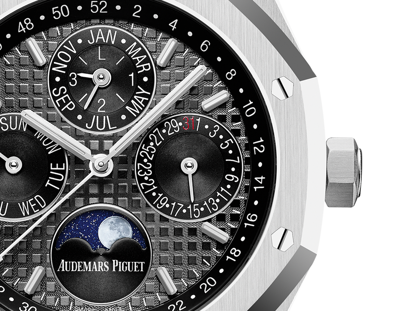 Audemars Piguet (Royal Oak) Watch For Men 26607BC.OO.1220BC.02