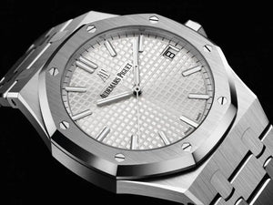 Audemars Piguet (Royal Oak) Watch For Men 15500ST.OO.1220ST.04