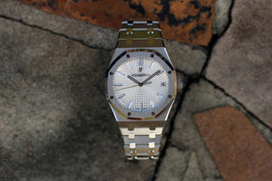 Audemars Piguet (Royal Oak) Watch For Men 15500ST.OO.1220ST.04