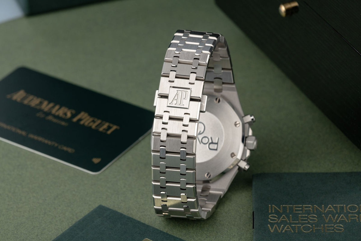 Audemars Piguet (Royal Oak) Watch For Men 26331ST.OO.1220ST.02