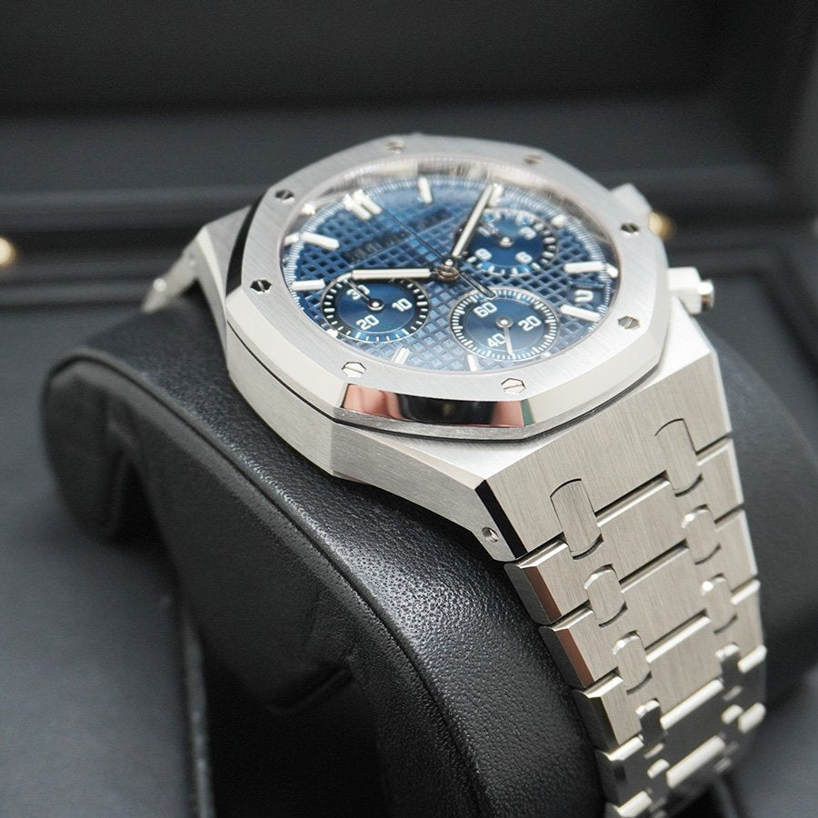 Audemars Piguet (Royal Oak) Watch For Men 26240ST.OO.1320ST.05