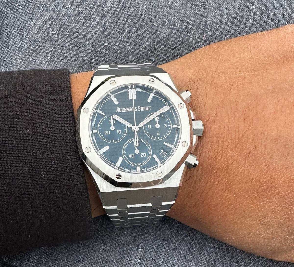 Audemars Piguet (Royal Oak) Watch For Men 26240ST.OO.1320ST.05