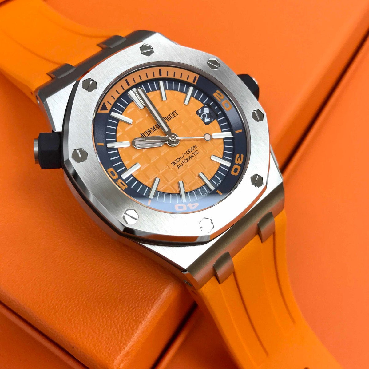 Audemars Piguet (Royal Oak Offshore) Watch For Men 15710ST.OO.A070CA.01