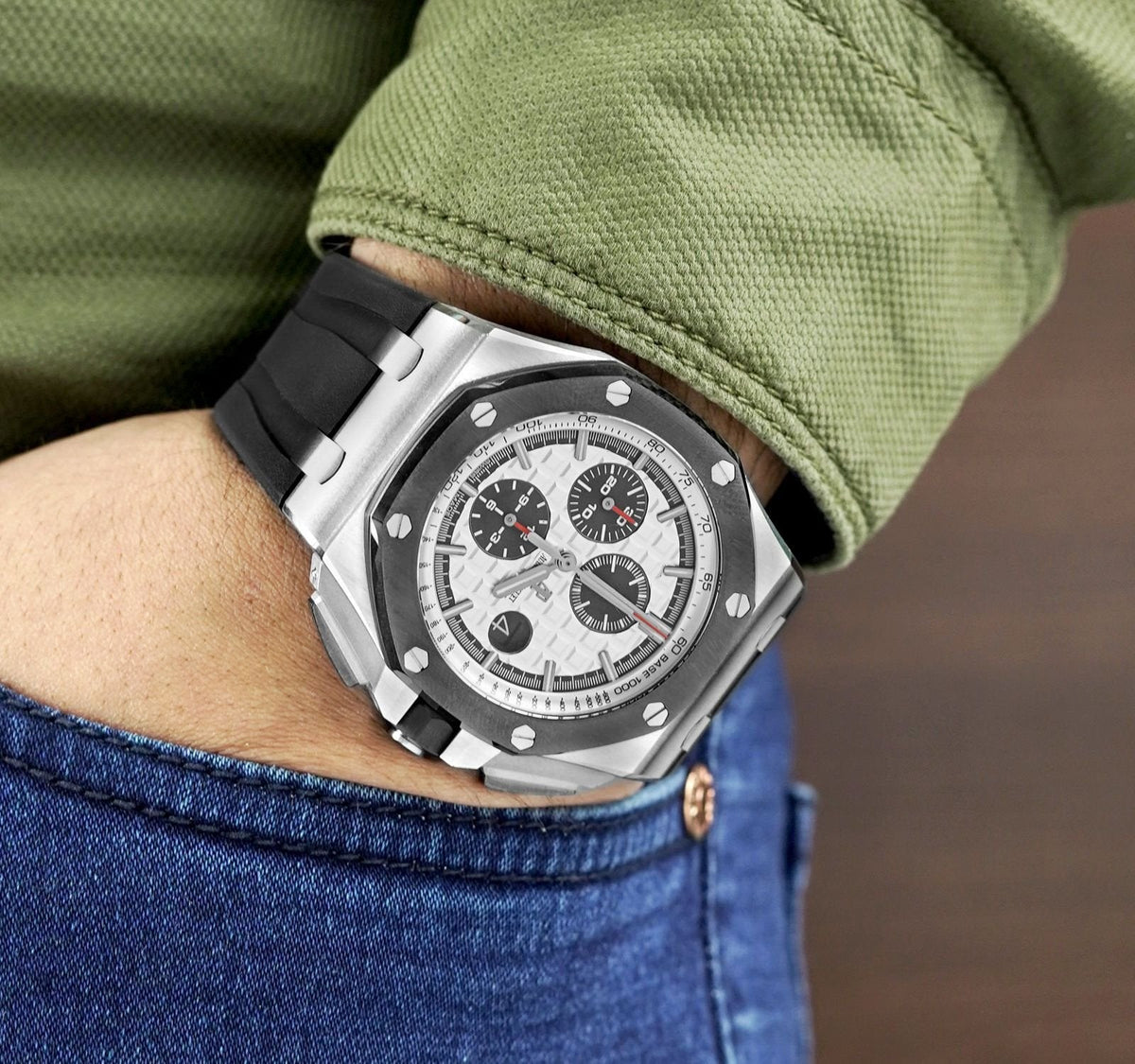 Audemars Piguet (Royal Oak Offshore) Watch For Men 26400SO.OO.A002CA.01