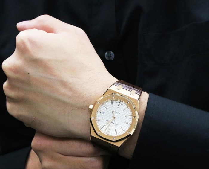 Audemars Piguet (Royal Oak) Watch For Men 15400OR.OO.D088CR.01