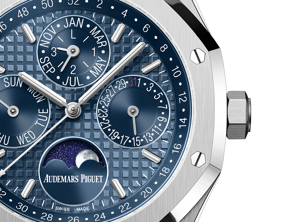 Audemars Piguet (Royal Oak) Watch For Men 26574ST.OO.1220ST.03