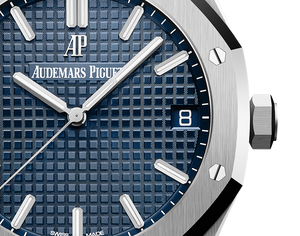 Audemars Piguet (Royal Oak) Watch For Men 15500ST.OO.1220ST.01