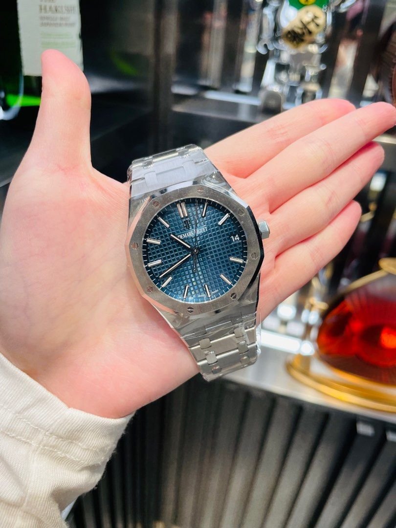 Audemars Piguet (Royal Oak) Watch For Men 15500ST.OO.1220ST.01