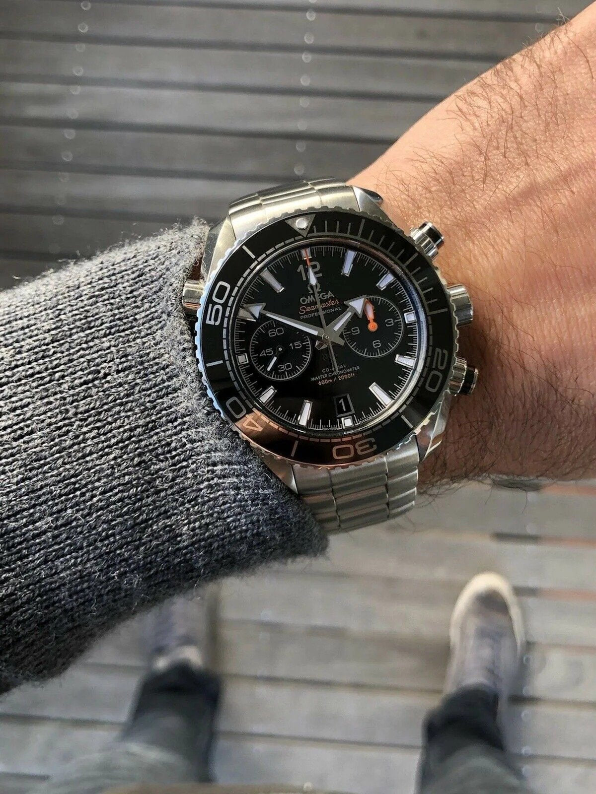 omega-seamaster-planet-ocean-watch-for-men-215-30-46-51-01-001