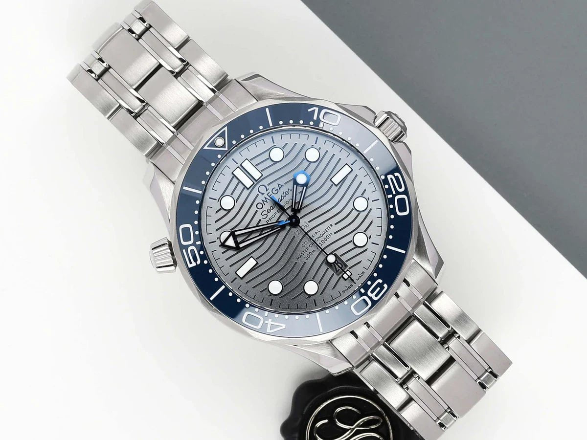 omega-seamaster-diver-300m-42-mm-steel-on-steel