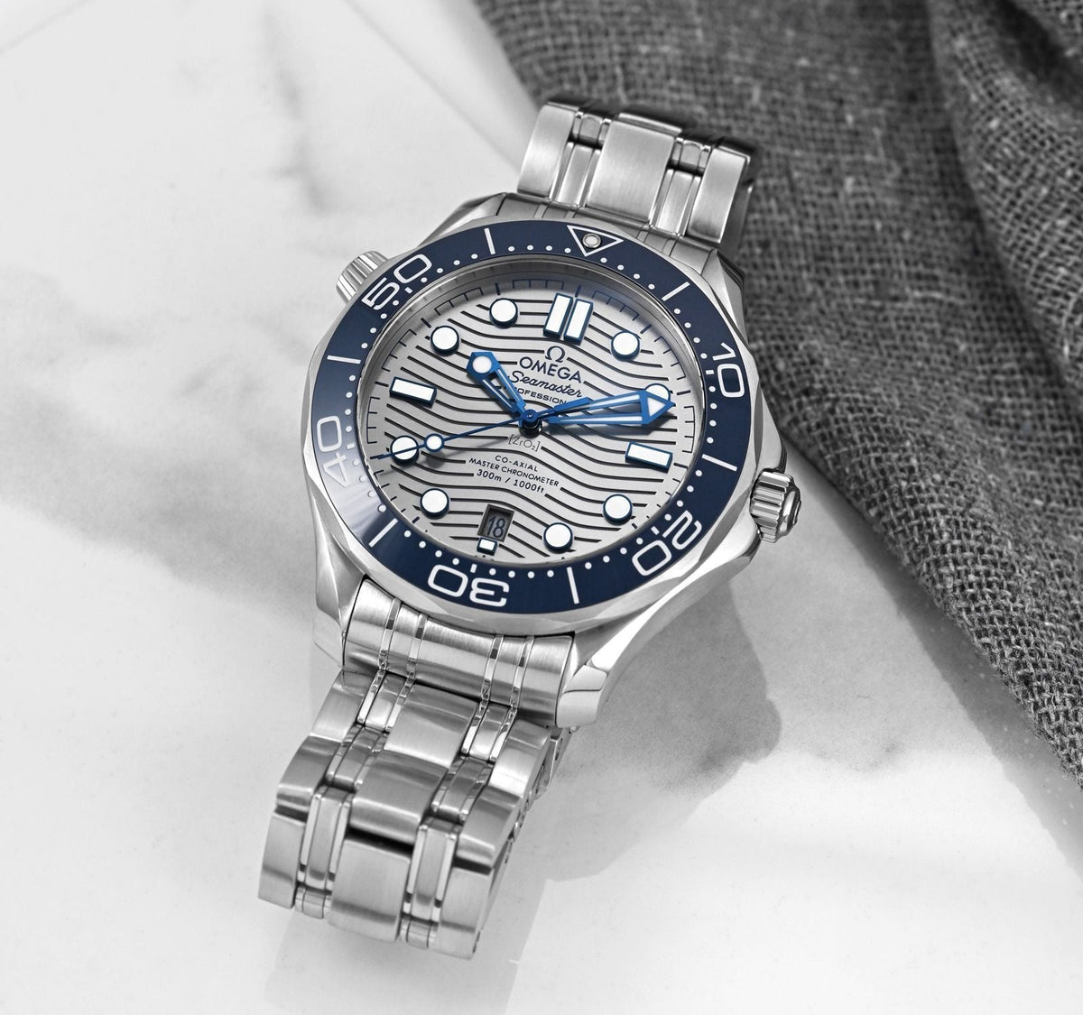 omega-seamaster-diver-300m-42-mm-steel-on-steel