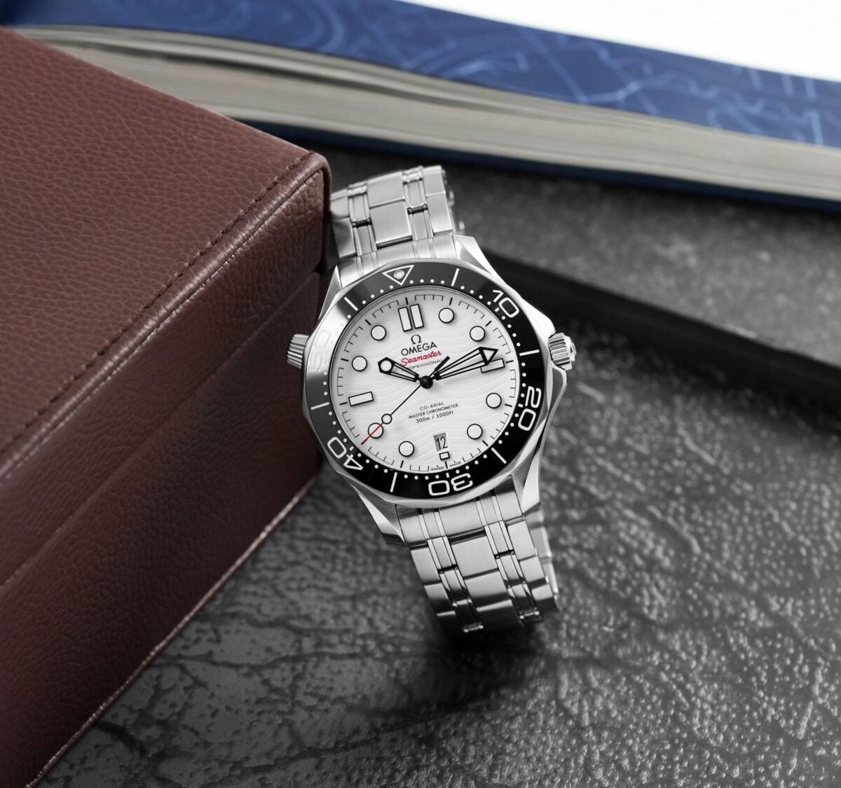 omega-seamaster-diver-300m-co-axial-master-chronometer-42mm-watch
