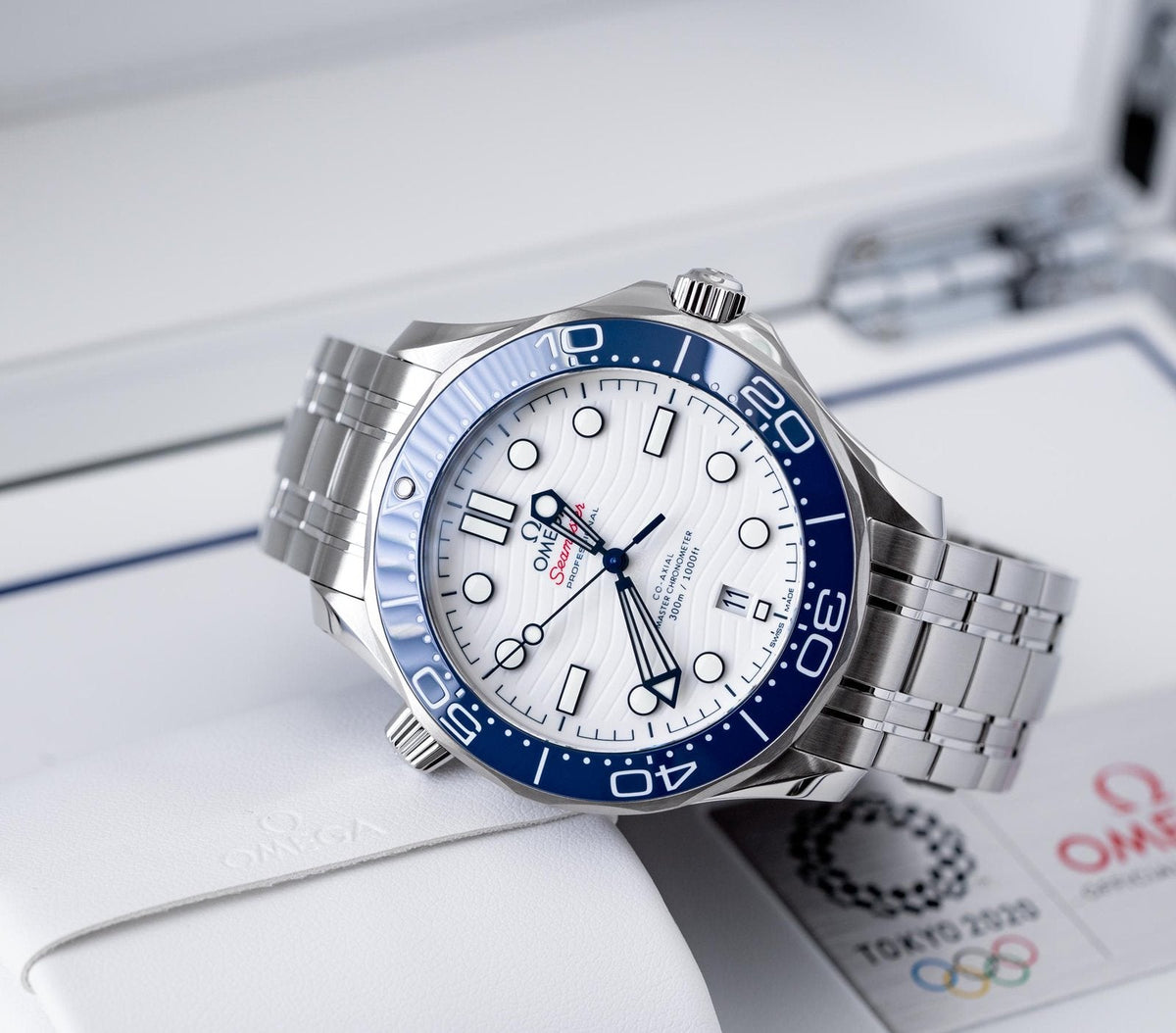omega-americas-cup-seamaster-diver-300m-42-mm-steel-on-steel
