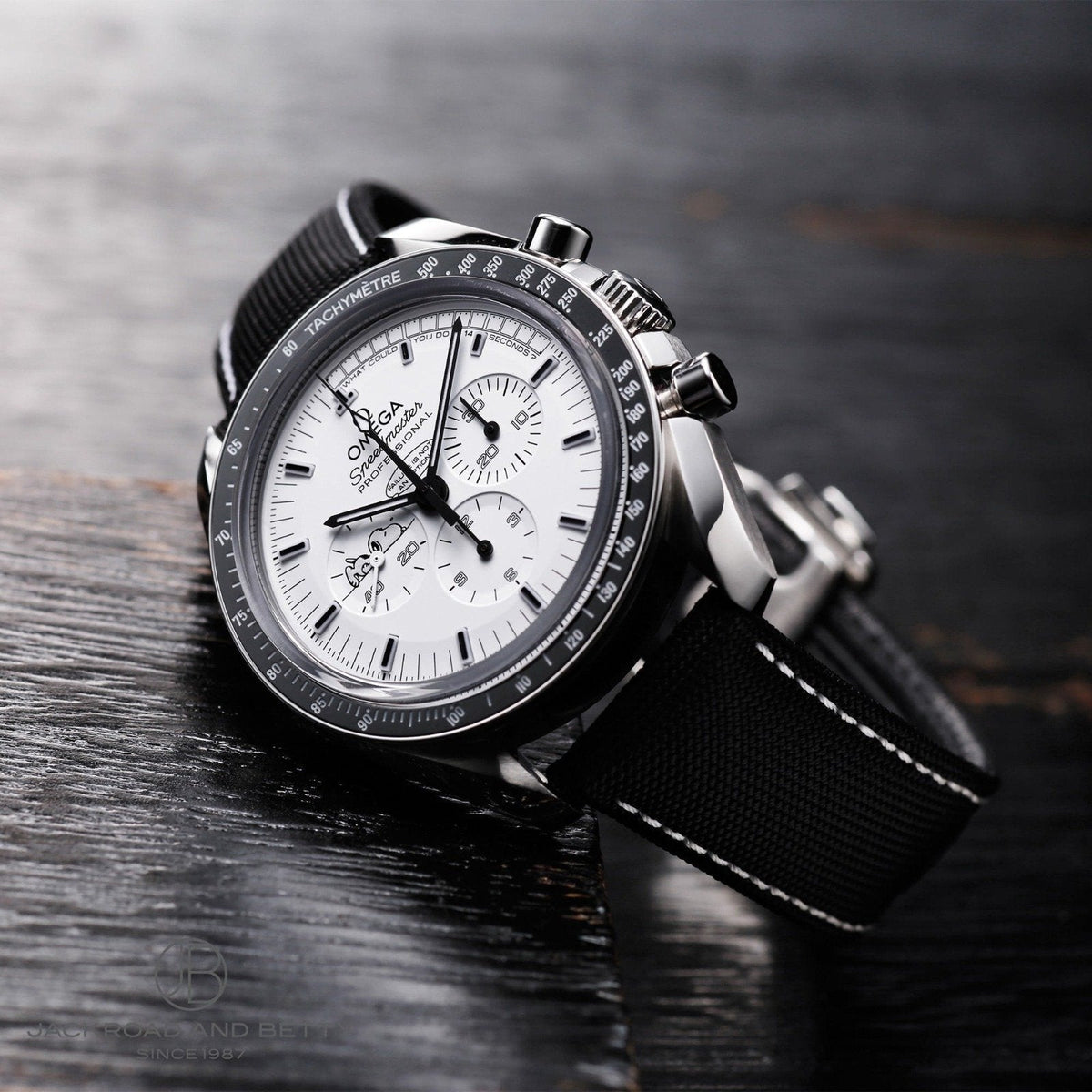 omega-speedmaster-watch-for-men-311-32-42-30-04-003