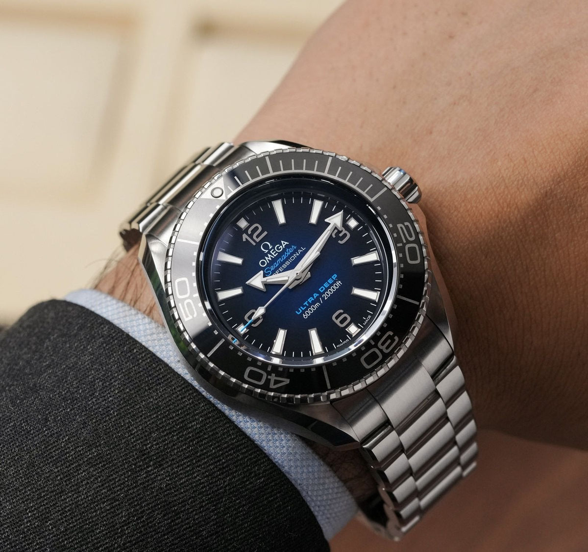 omega-seamaster-planet-ocean-6000m-co-axial-master-chronometer-blue-dial-silver-steel-strap-watch-for-men-21530462103001
