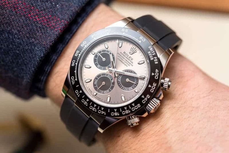 ROLEX OYSTER PERPETUAL SUPERLATIVE CHRONOMETER OFFICIALLY CERTIFIED COSMOGRAPH DAYTONE WATCH GRAY WITH RUBBER BLACK BELT