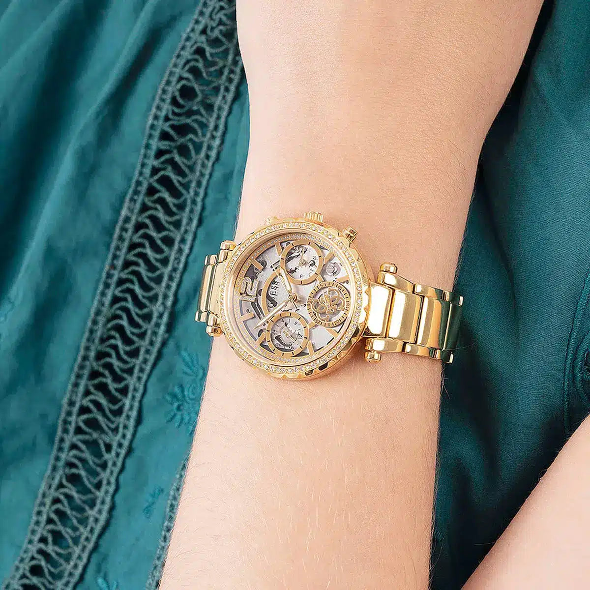 Guess Watch For Women GW0403L2