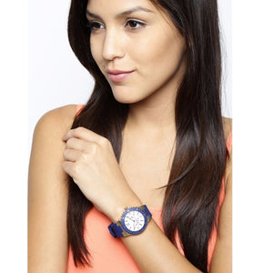 Guess Watch For Women W0149L5