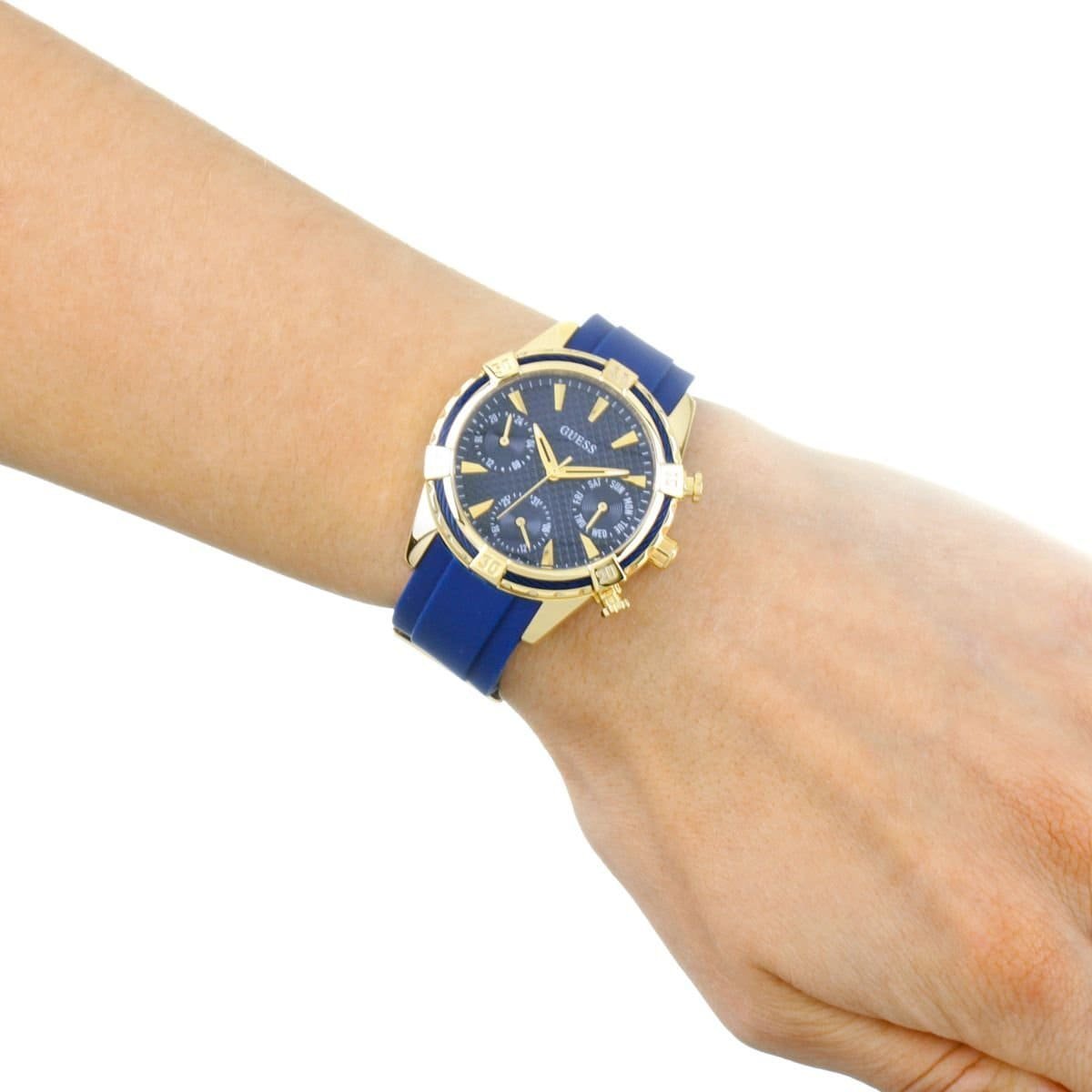 Guess Watch For Women W0562L2