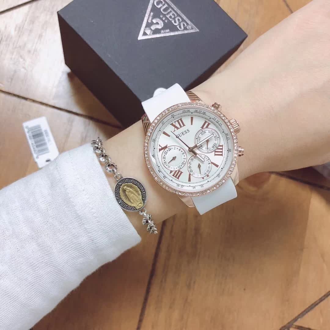 Guess Watch For Women W0616L1