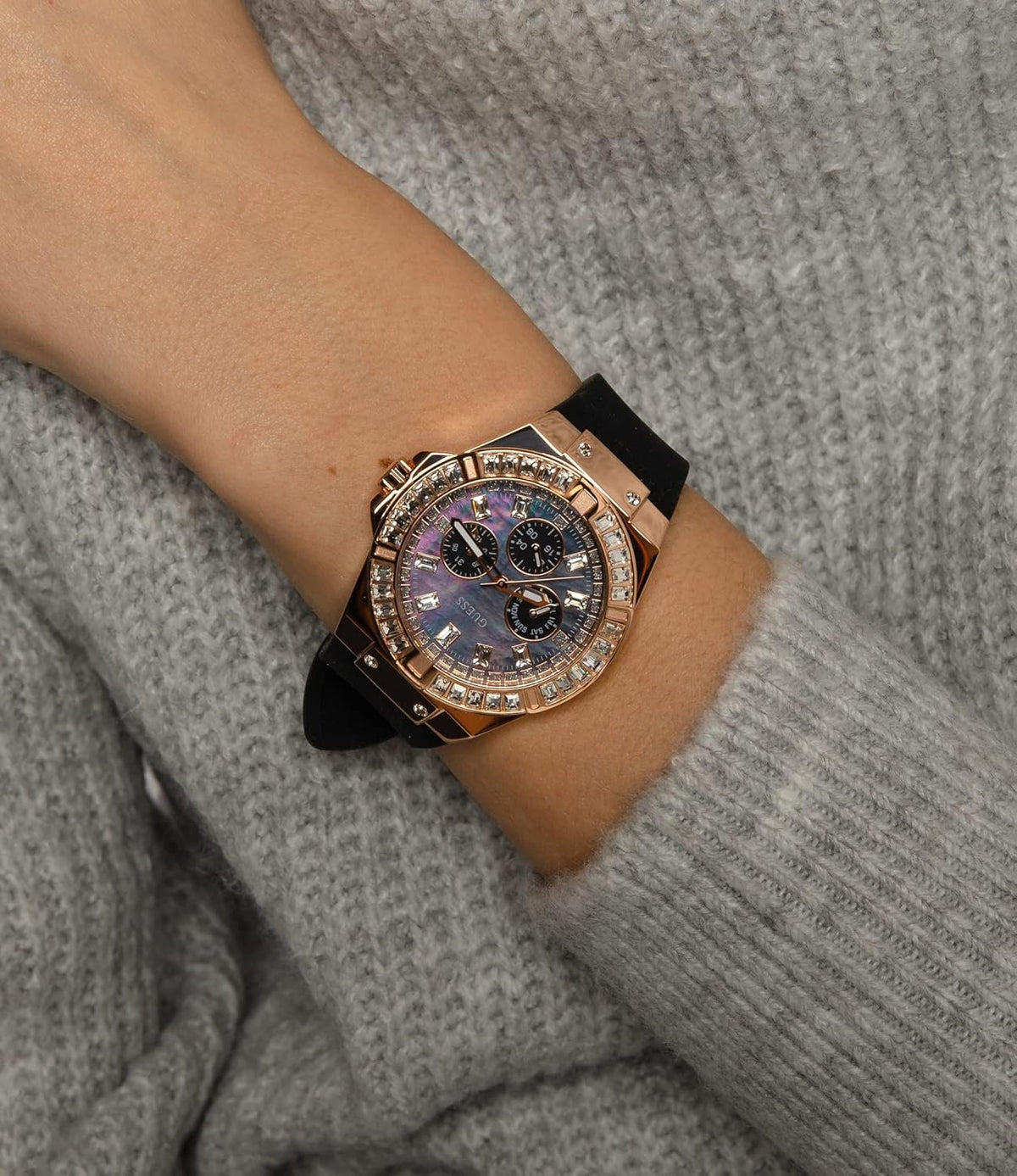 Guess Watch For Women GW0118L2