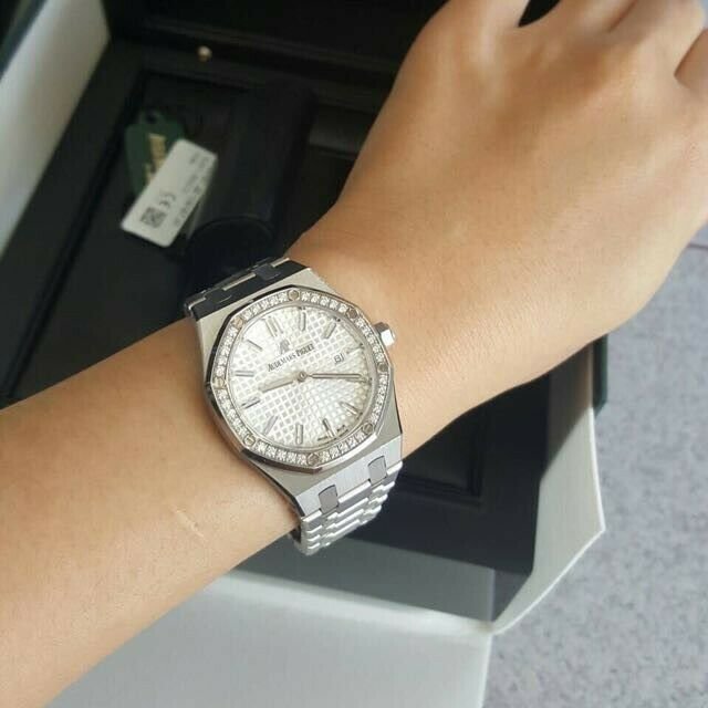 Audemars Piguet (Royal Oak) Watch For Women 67651ST.ZZ.1261ST.01