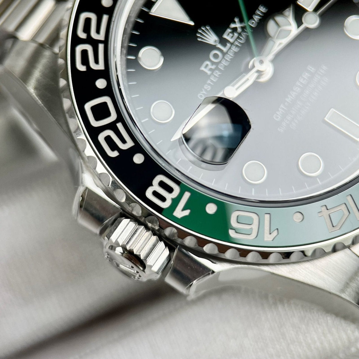 Rolex Watch For Men and Women 126720VTNR-0001