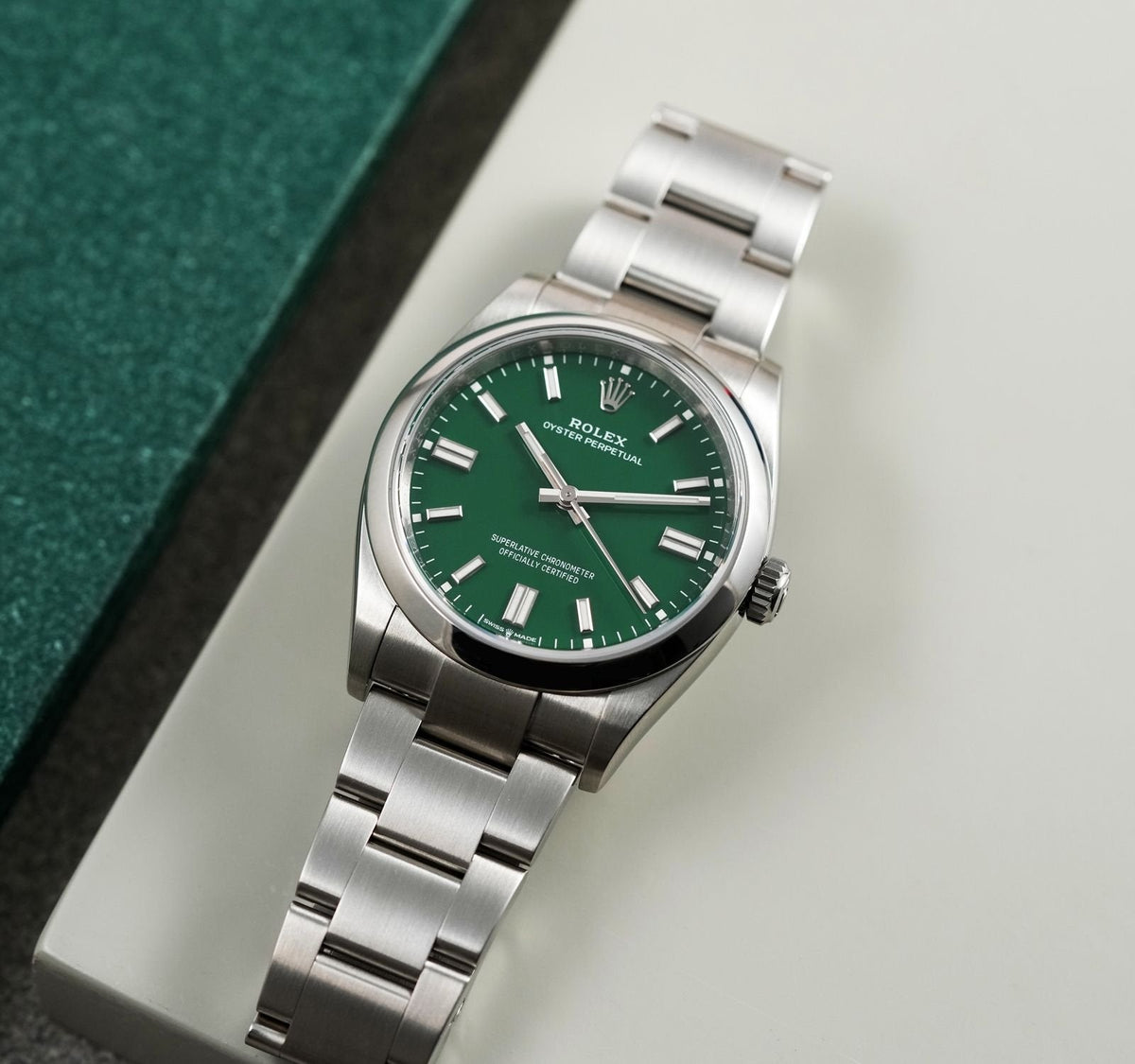 Rolex Oyster Perpetual Watch For Men and Women 277200-0006
