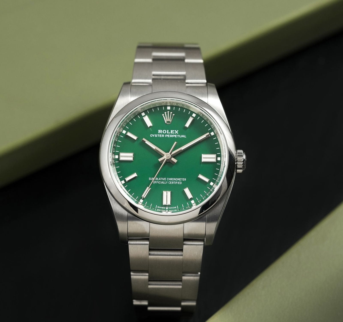 Rolex Oyster Perpetual Watch For Men and Women 277200-0006