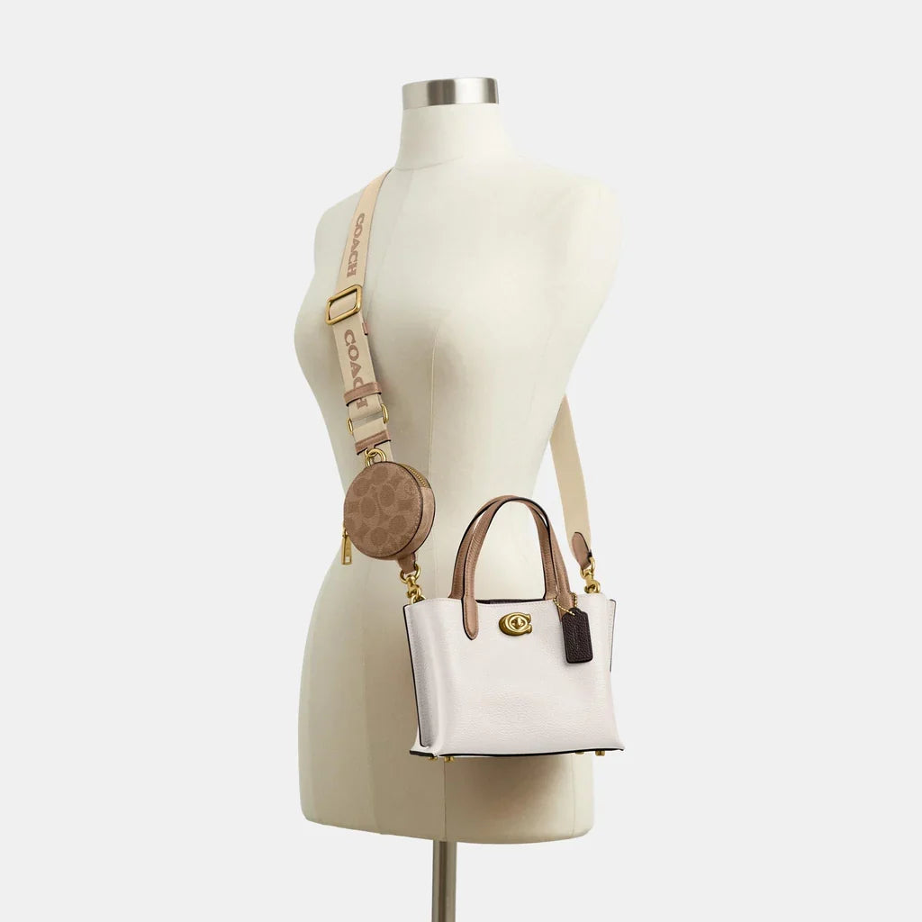 Coach Willow Tote Bag 18 Leather Chalk
