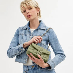 Tabby Shoulder Bag 20 With Quilting leather Green