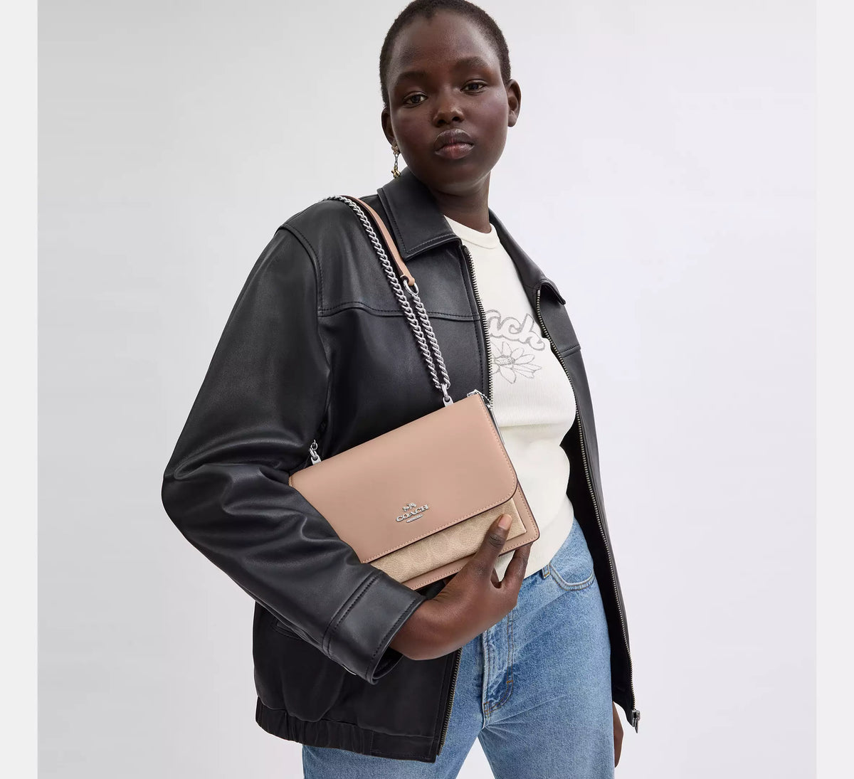 Coach Klare Crossbody Bag In Signature Canvas Sand Taube