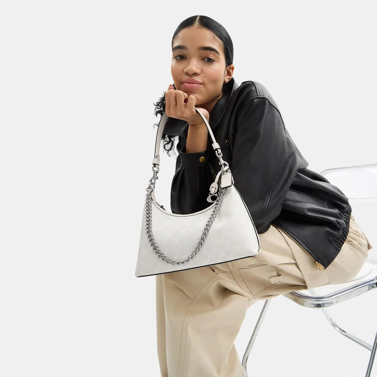Coach Juliet Shoulder Bag 25 In Signature Canvas White Chalk