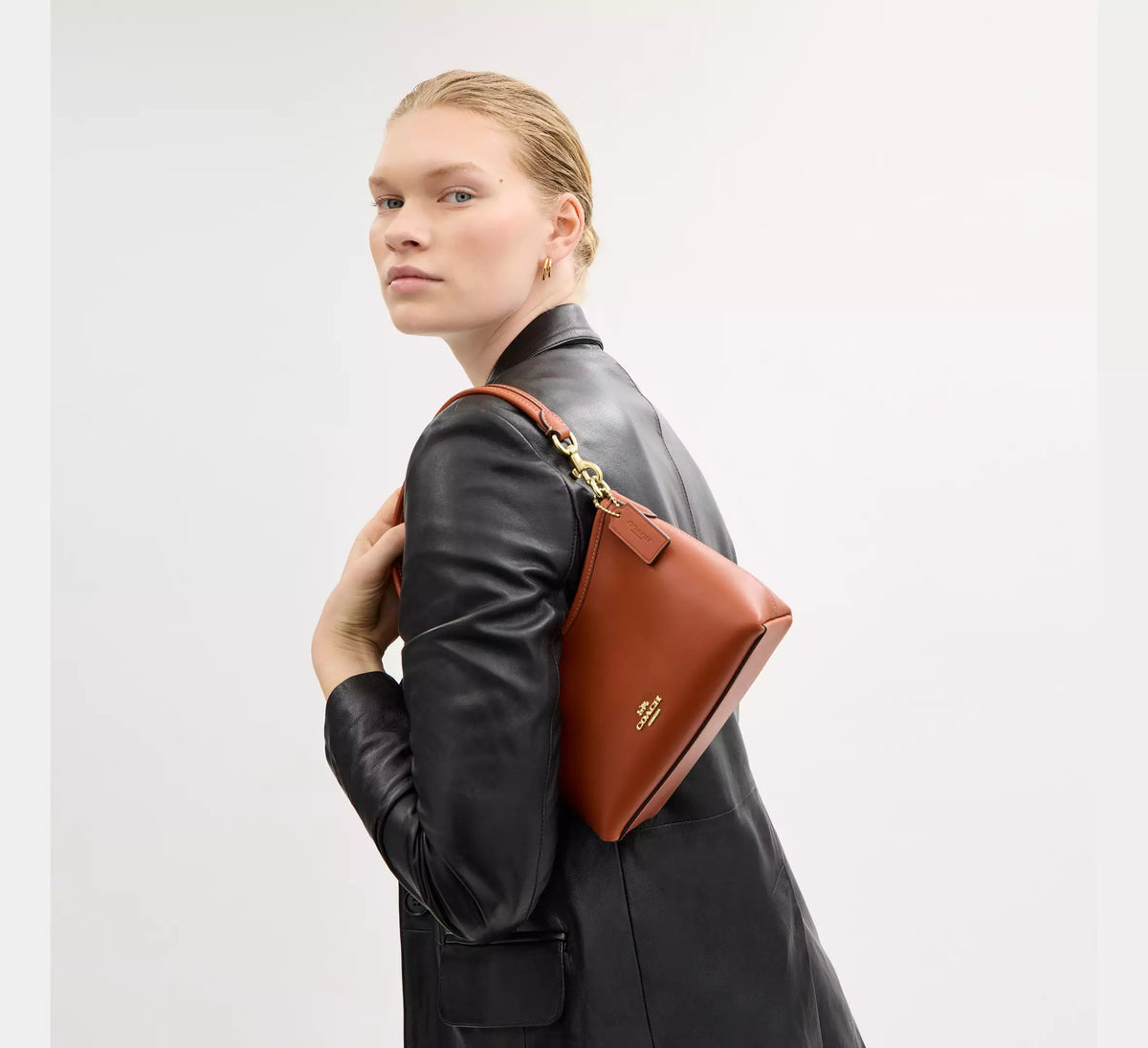 Coach Laurel Small Shoulder Bag Tan