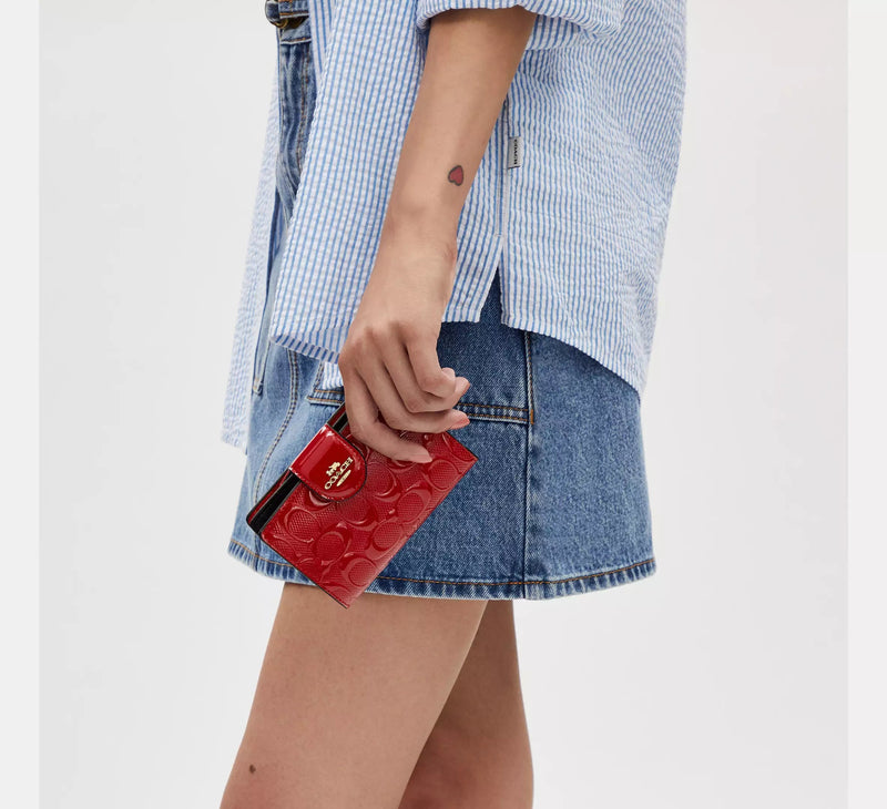 Medium Corner Zip Wallet In Signature Leather