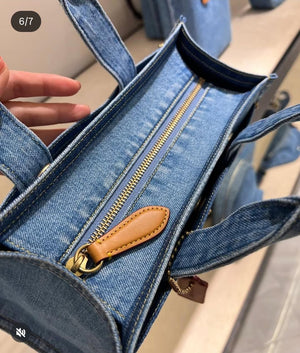COACH Cargo Tote Handbag Shoulder