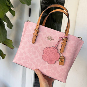 Mollie Tote Bag 25\nIn Signature Canvas With Charm