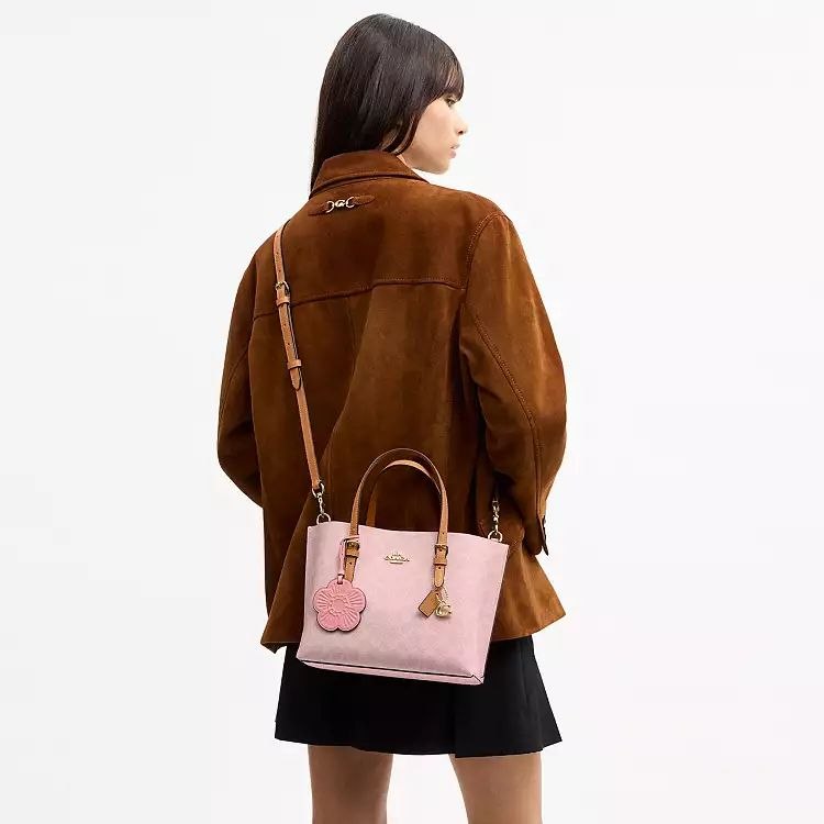 Mollie Tote Bag 25\nIn Signature Canvas With Charm