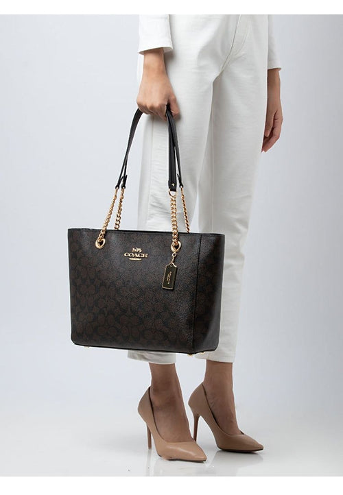 Coach Cammie Chain Tote In Signature