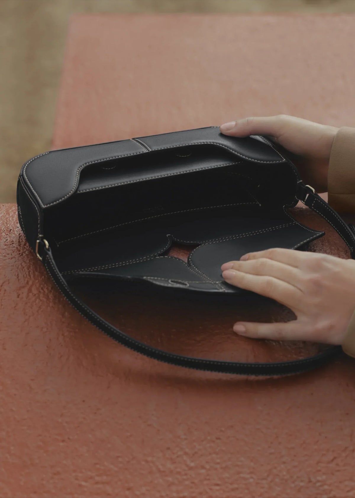 Polène Osmo Edition Smooth Black with Ecru Stitching