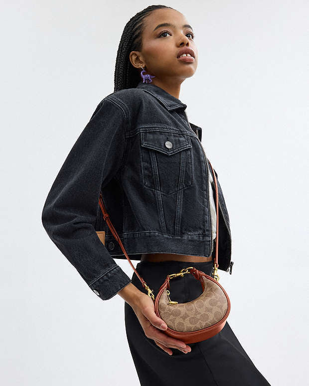 Coach Jonie Bag In Signature Canvas