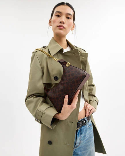 Coach Juliet shoulder bag in signature canvas
