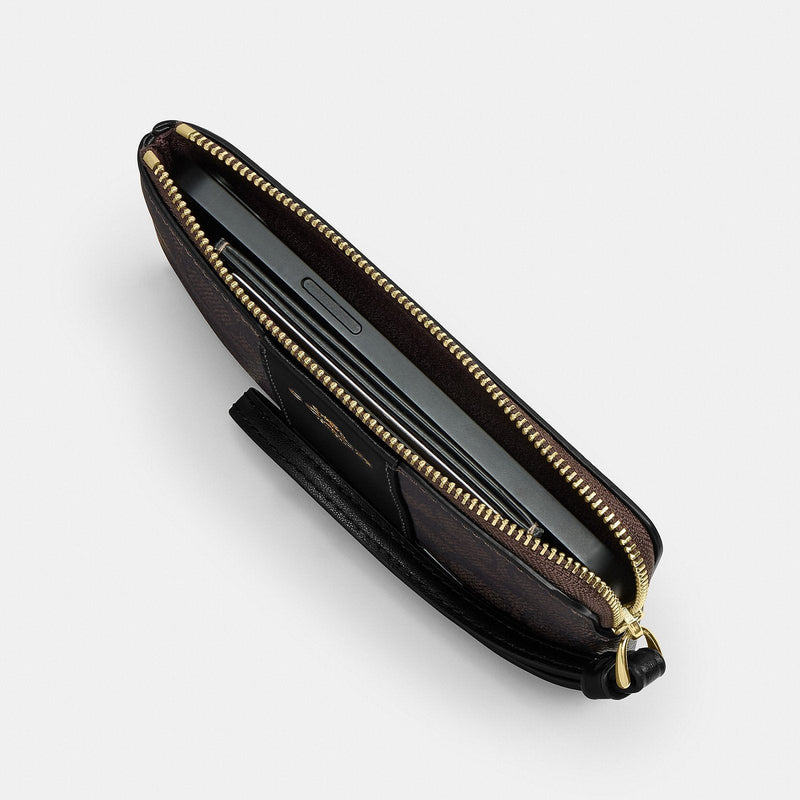 Corner Zip Wristlet In Signature Canvas With Stripe – Gold/Walnut/Black
