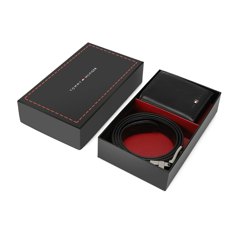 TOMMY HILFIGER set (Wallet & Belt)
