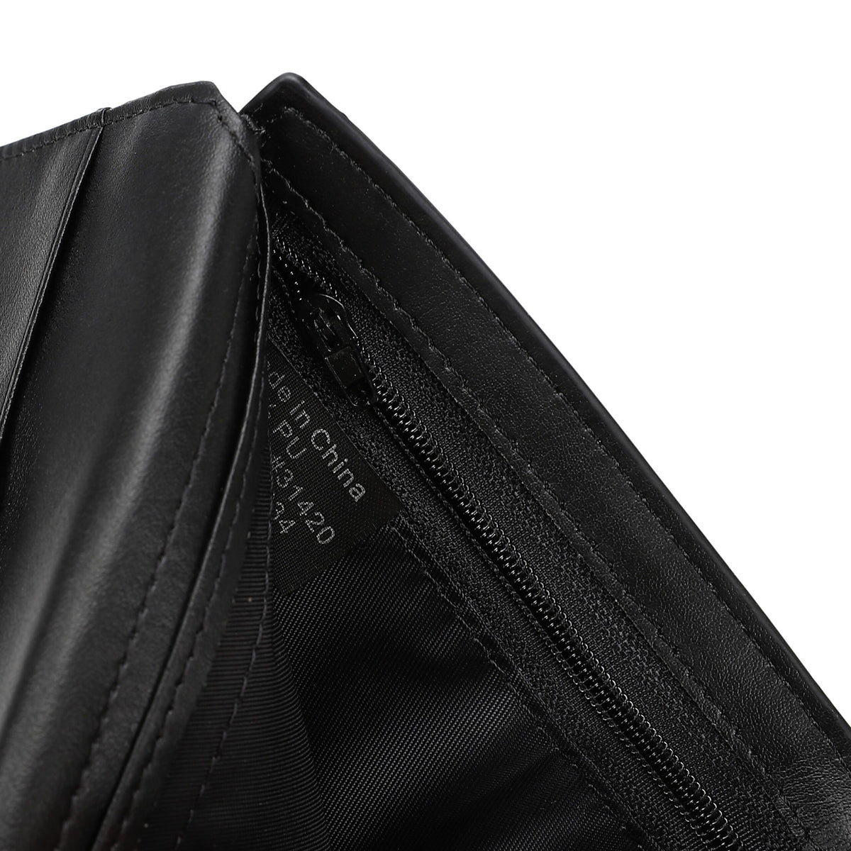 GUESS Wallet