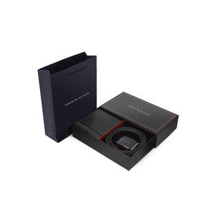 TOMMY HILFIGER set (Wallet & Belt)