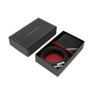 TOMMY HILFIGER set (Wallet & Belt)